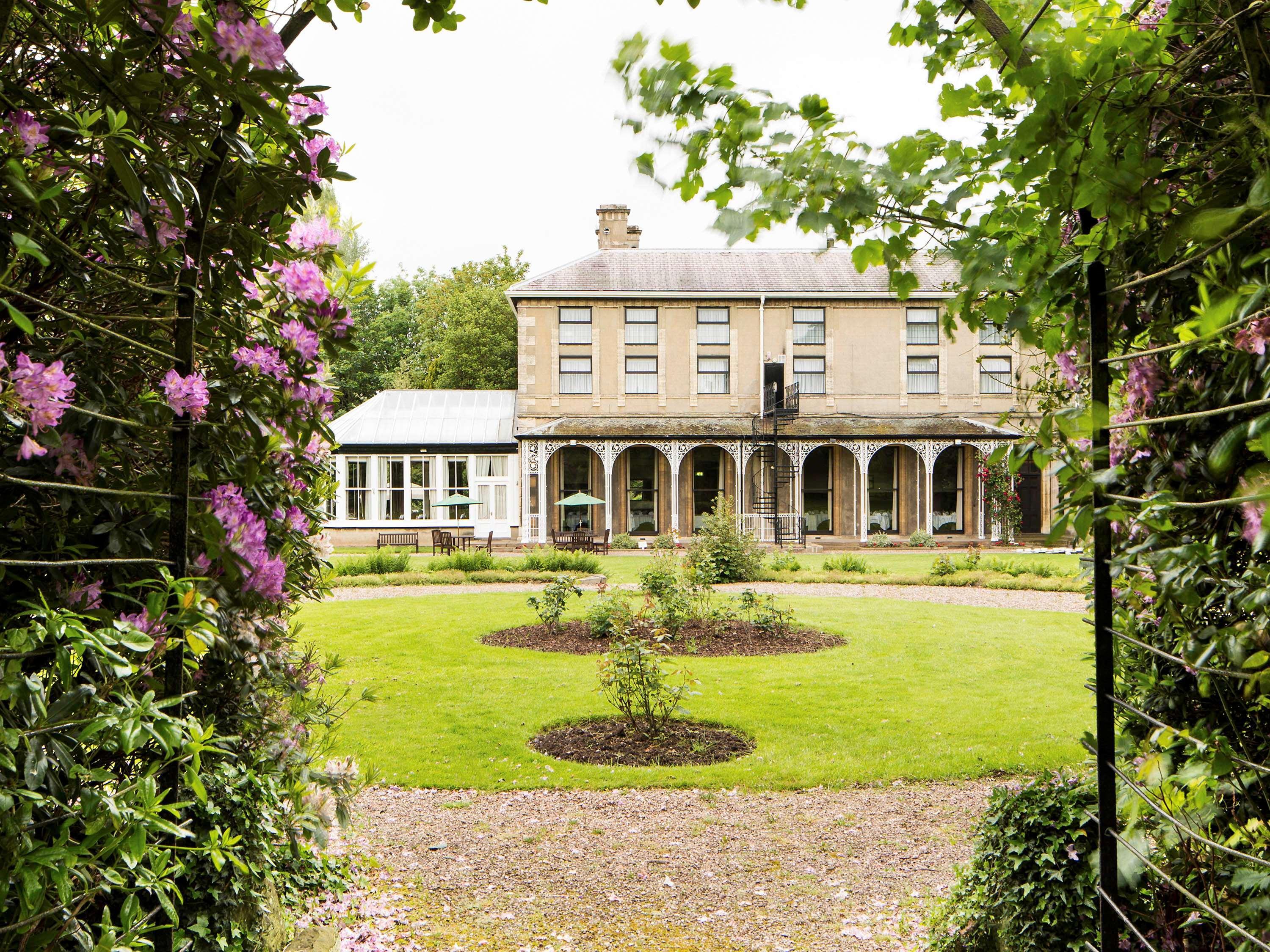 Mercure Burton Upon Trent, Newton Park Eksteriør billede