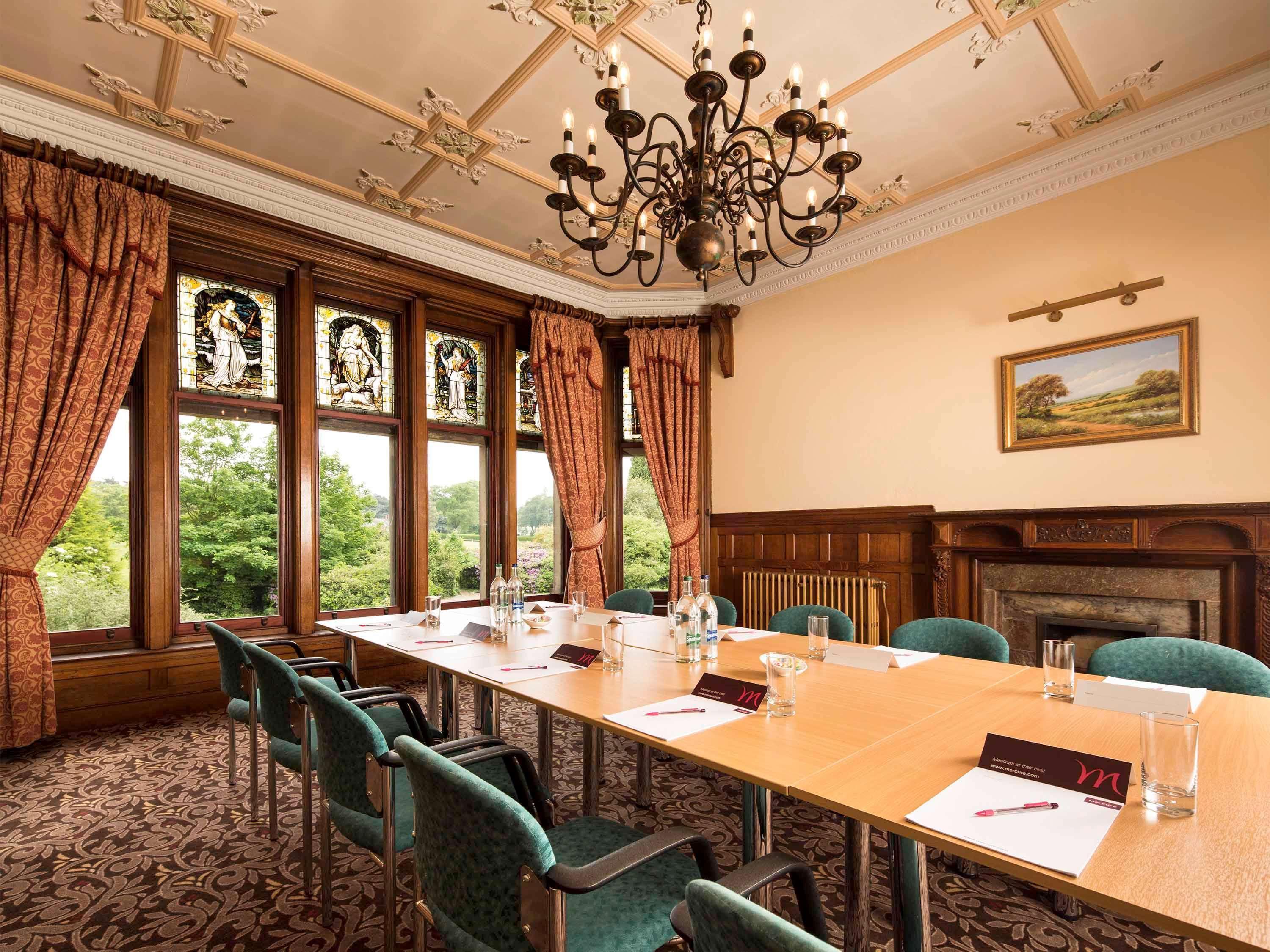 Mercure Burton Upon Trent, Newton Park Eksteriør billede