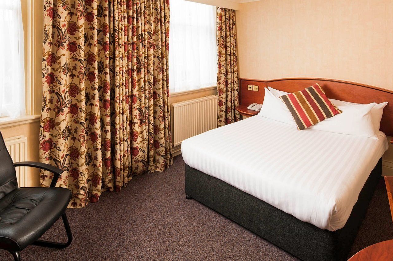 Mercure Burton Upon Trent, Newton Park Eksteriør billede