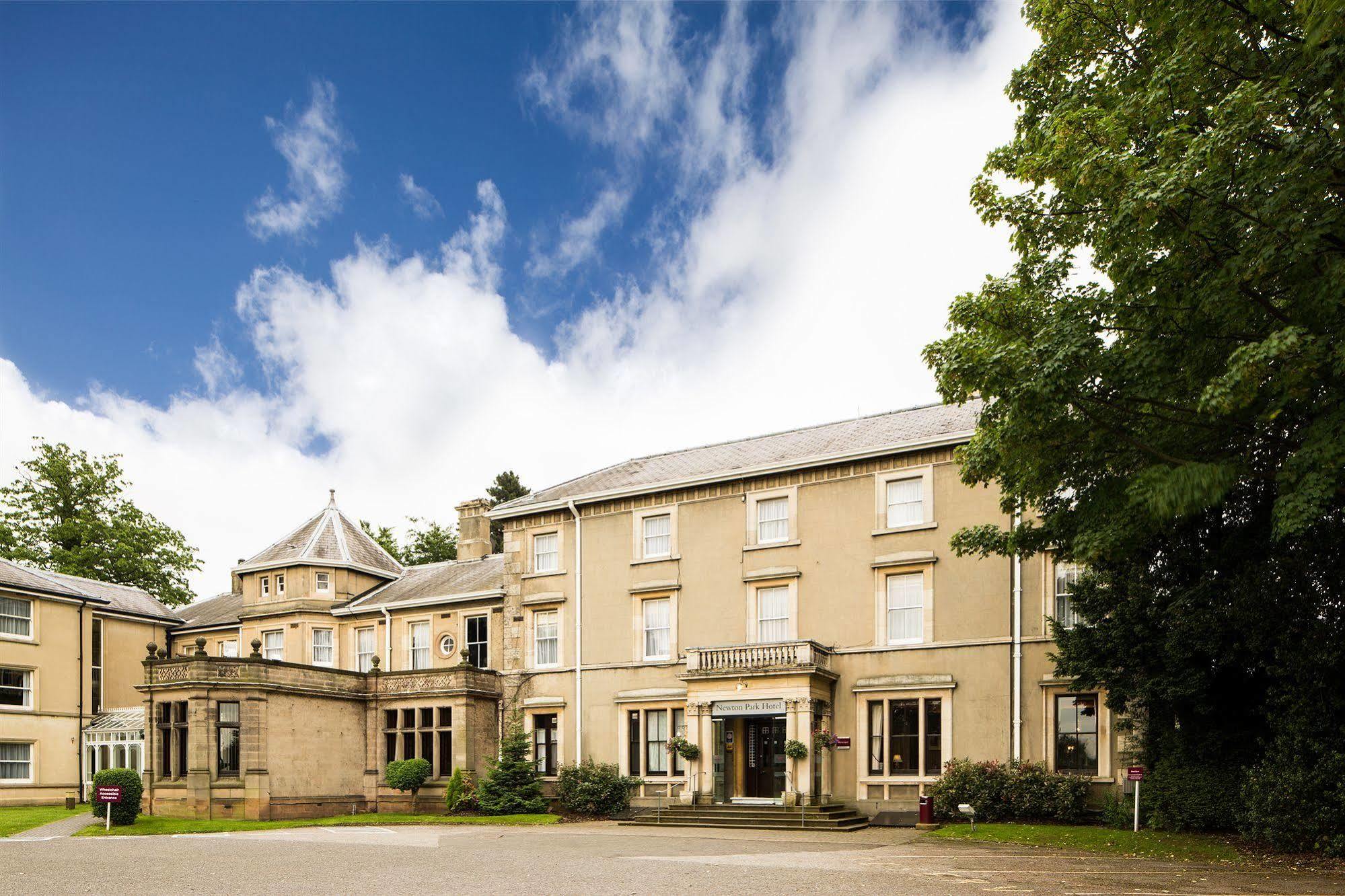 Mercure Burton Upon Trent, Newton Park Eksteriør billede